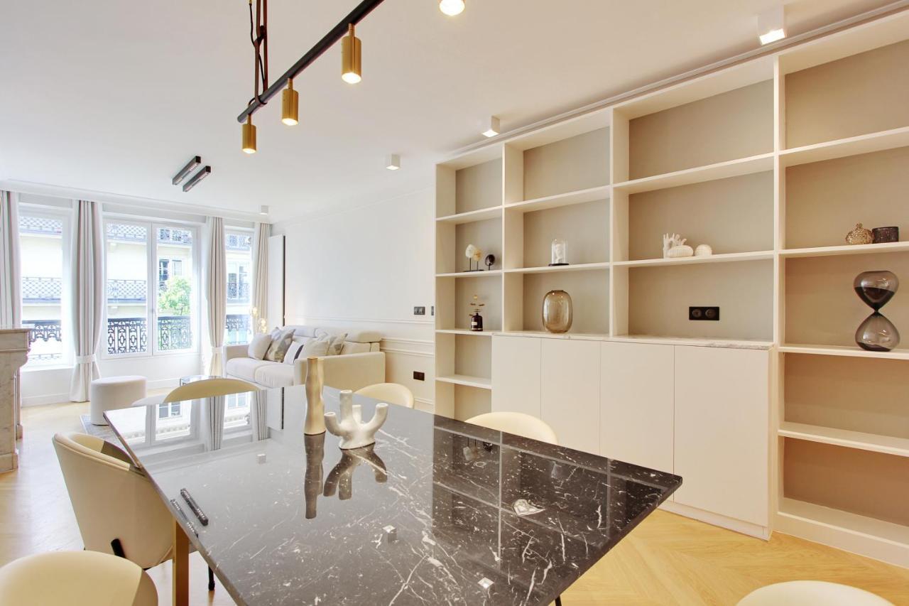 Stunning Apartment With View At The Very Heart Of Paříž Exteriér fotografie